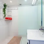 Victoria Surf-14 By Interhome