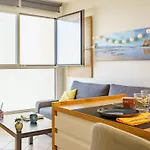 Victoria Surf-14 By Interhome *