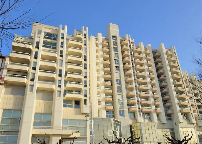 Victoria Surf-14 By Interhome