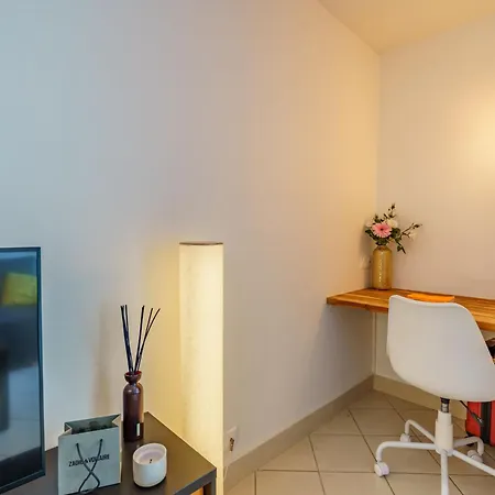 Victoria Surf-14 By Interhome