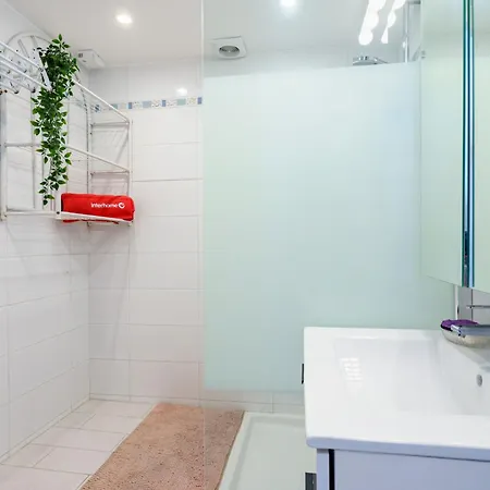 Victoria Surf-14 By Interhome